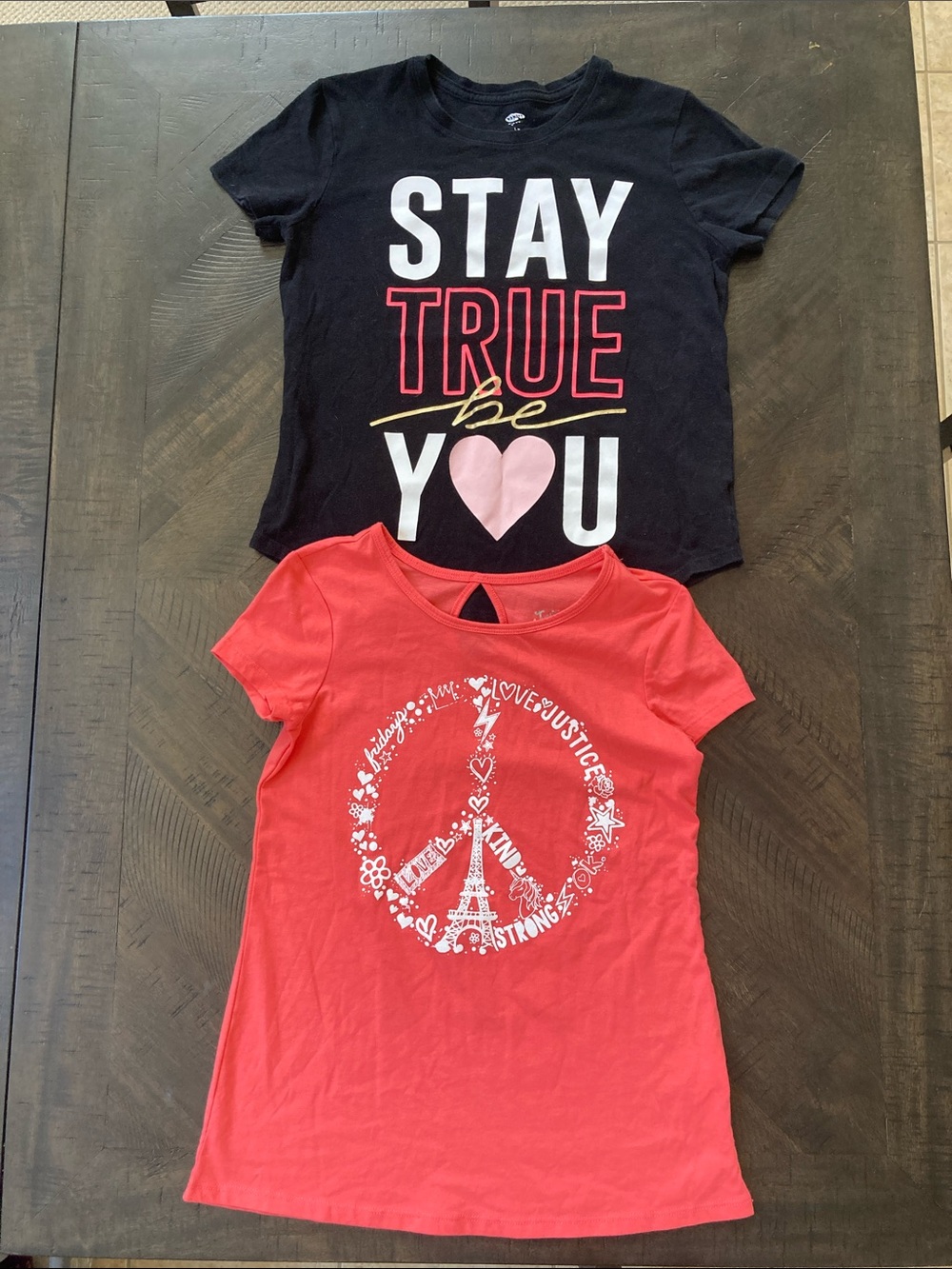 Bundle of 2 girls Tshirts size 10